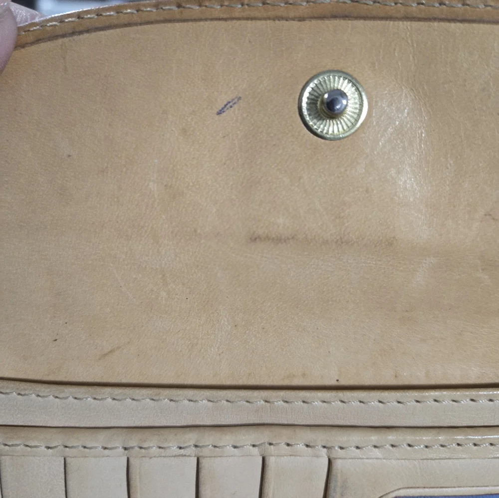 DOONEY & BOURKE 🩷 RETRO 🧡 GRAFICA CLUTCH WALLET. 9 - Picture 4 of 6